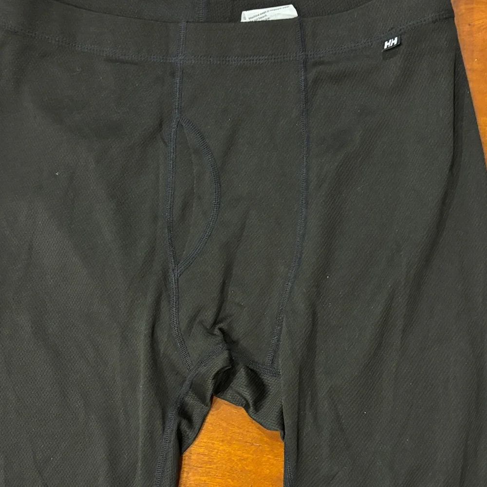Helly Hansen Men's Black Base‎ Layer.  Like New.  M